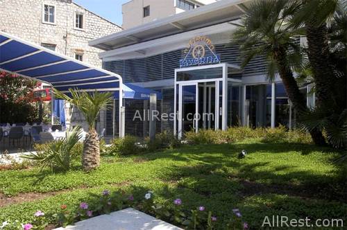 Petka Hotel 13